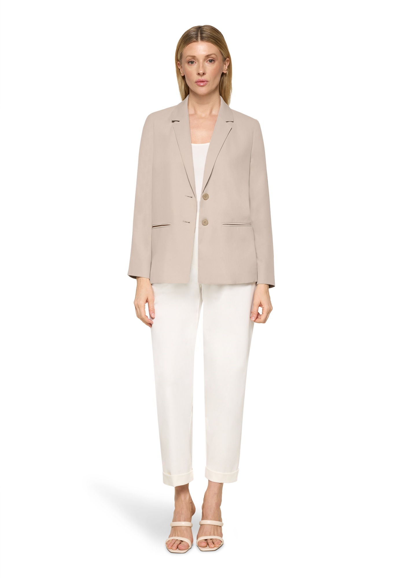 BETTY-BARCLA_261_9106_261-47241840 (2)