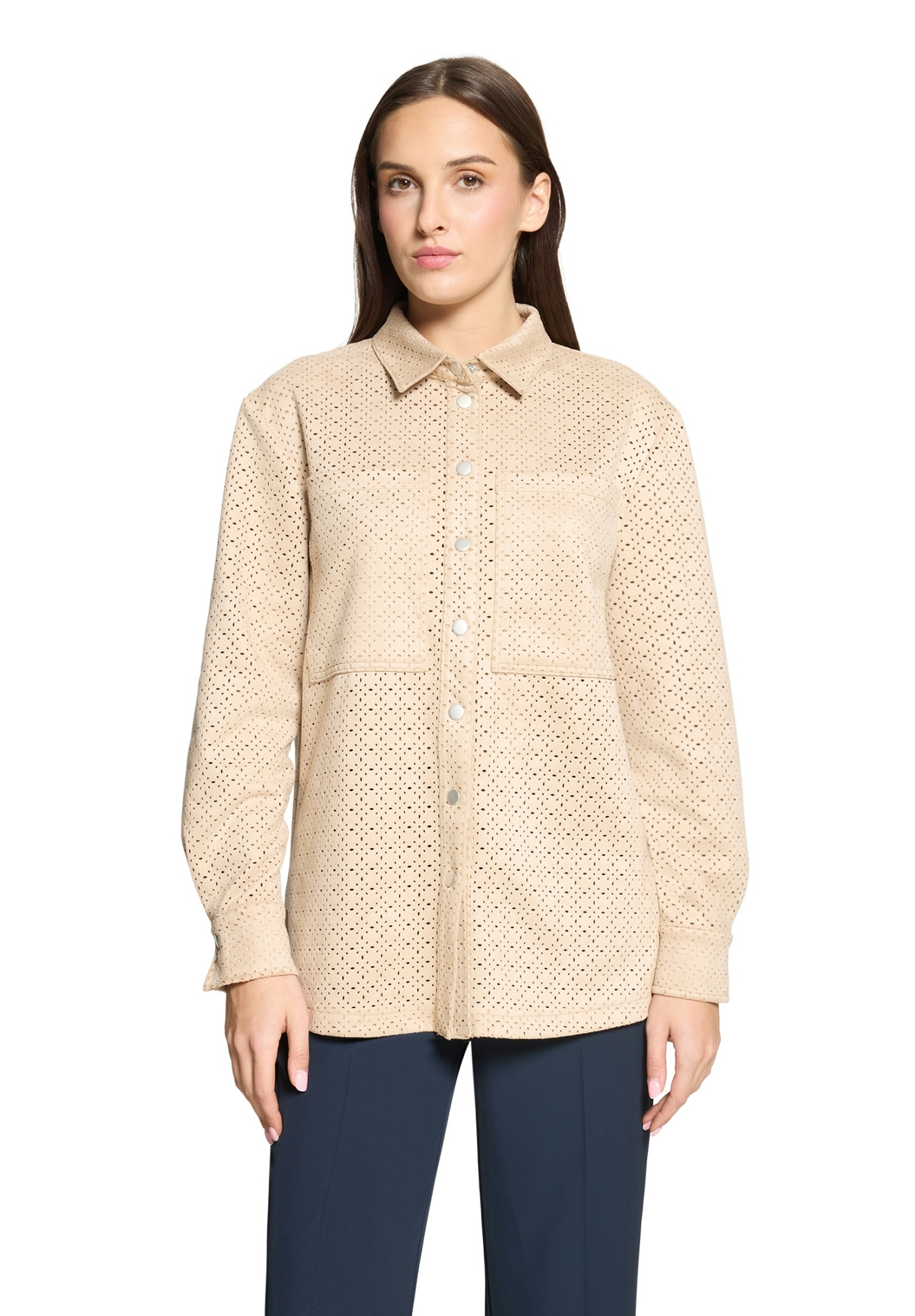 BETTY-BARCLA_261_7234_261-80261835 (3)